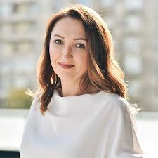 <em>Florentina Munteanu</em>